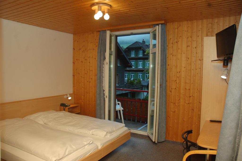 Hotel Loewen Lungern Exterior foto