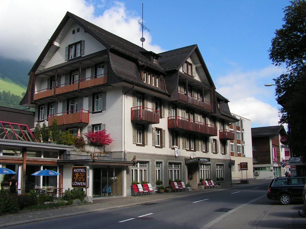 Hotel Loewen Lungern Exterior foto